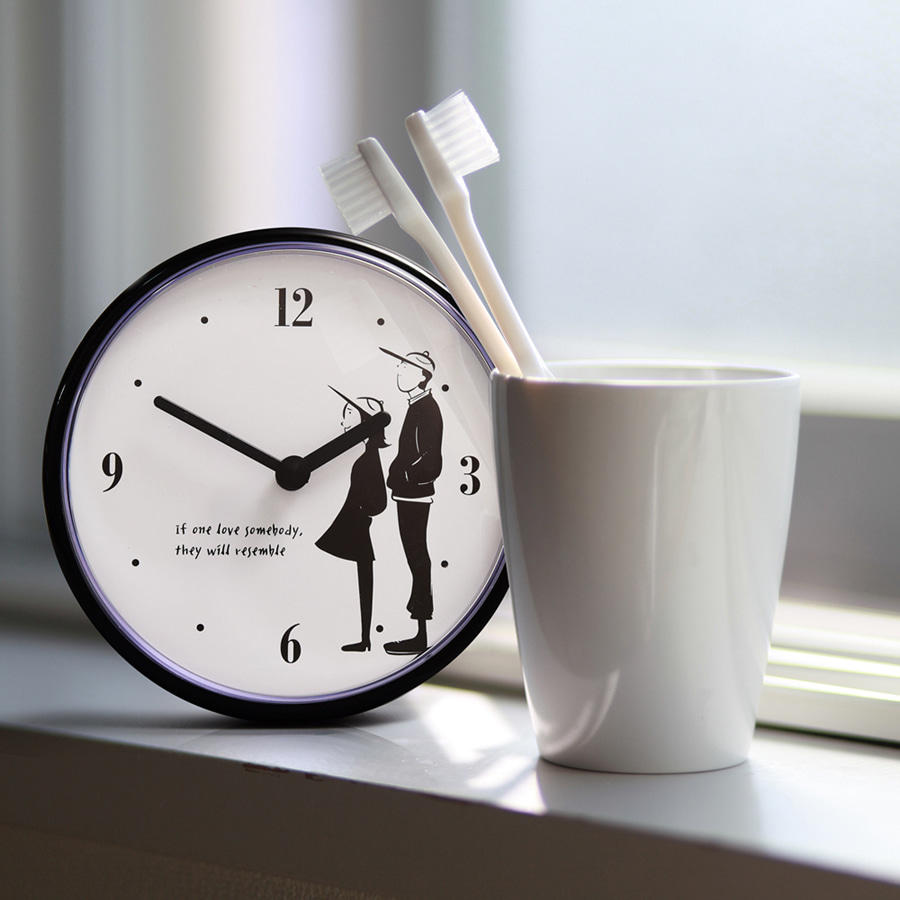 Black Couple Bathroom Clock 12cm